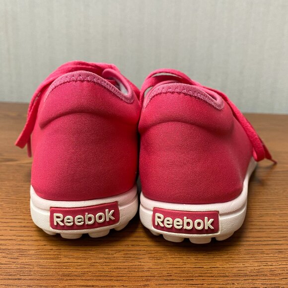 Reebok Skyscape Runaround Walking Shoe - Picture 7 of 12